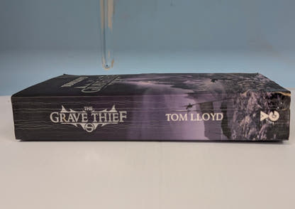 The Grave Thief (The Twilight Reign, Book 3) - The Bookstore